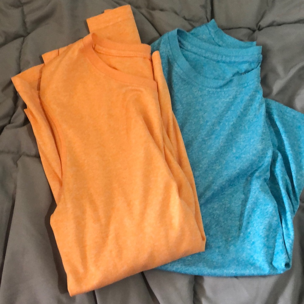 Long sleeve athletic bundle (2)